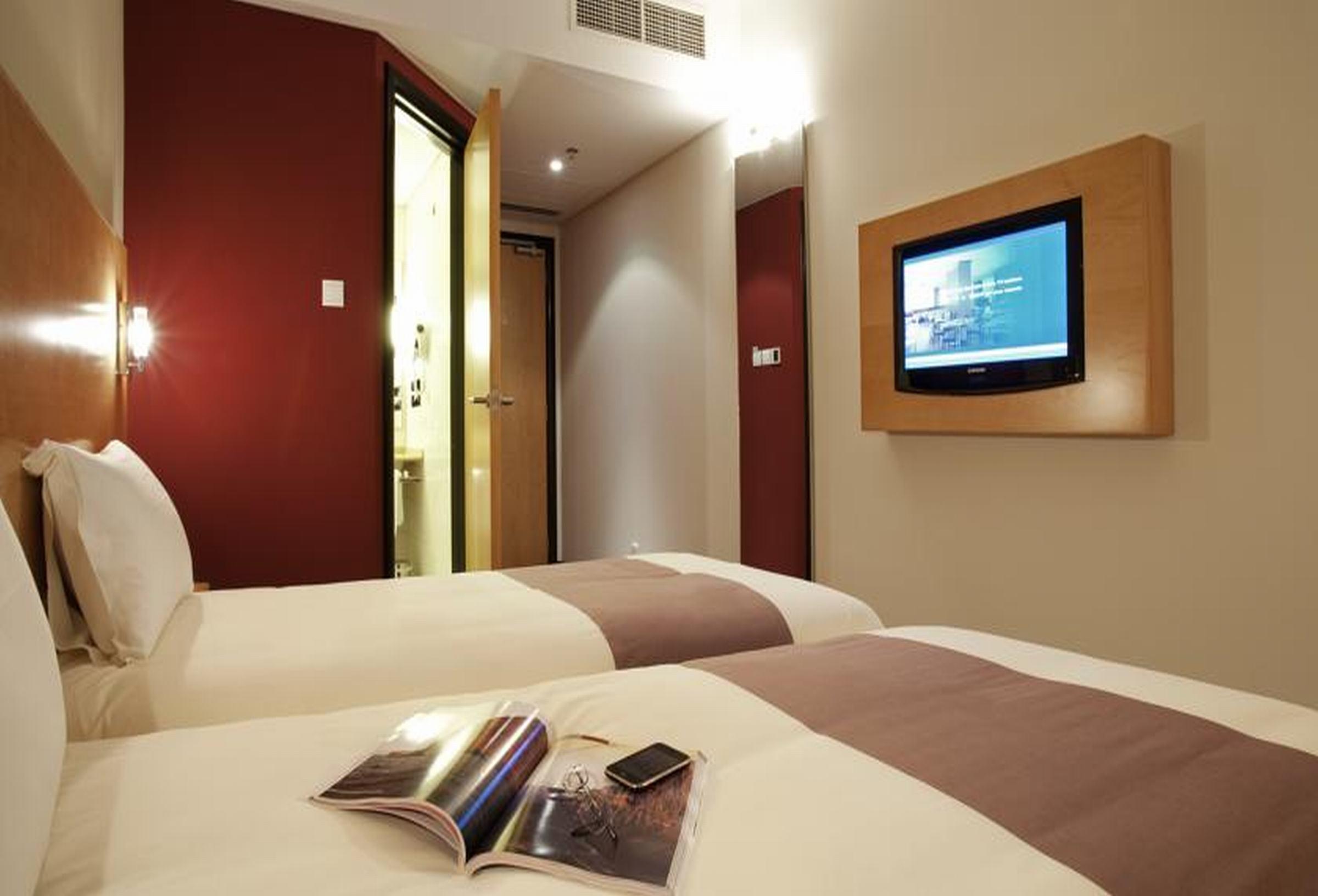 Ibis Amman Hotel Exterior photo