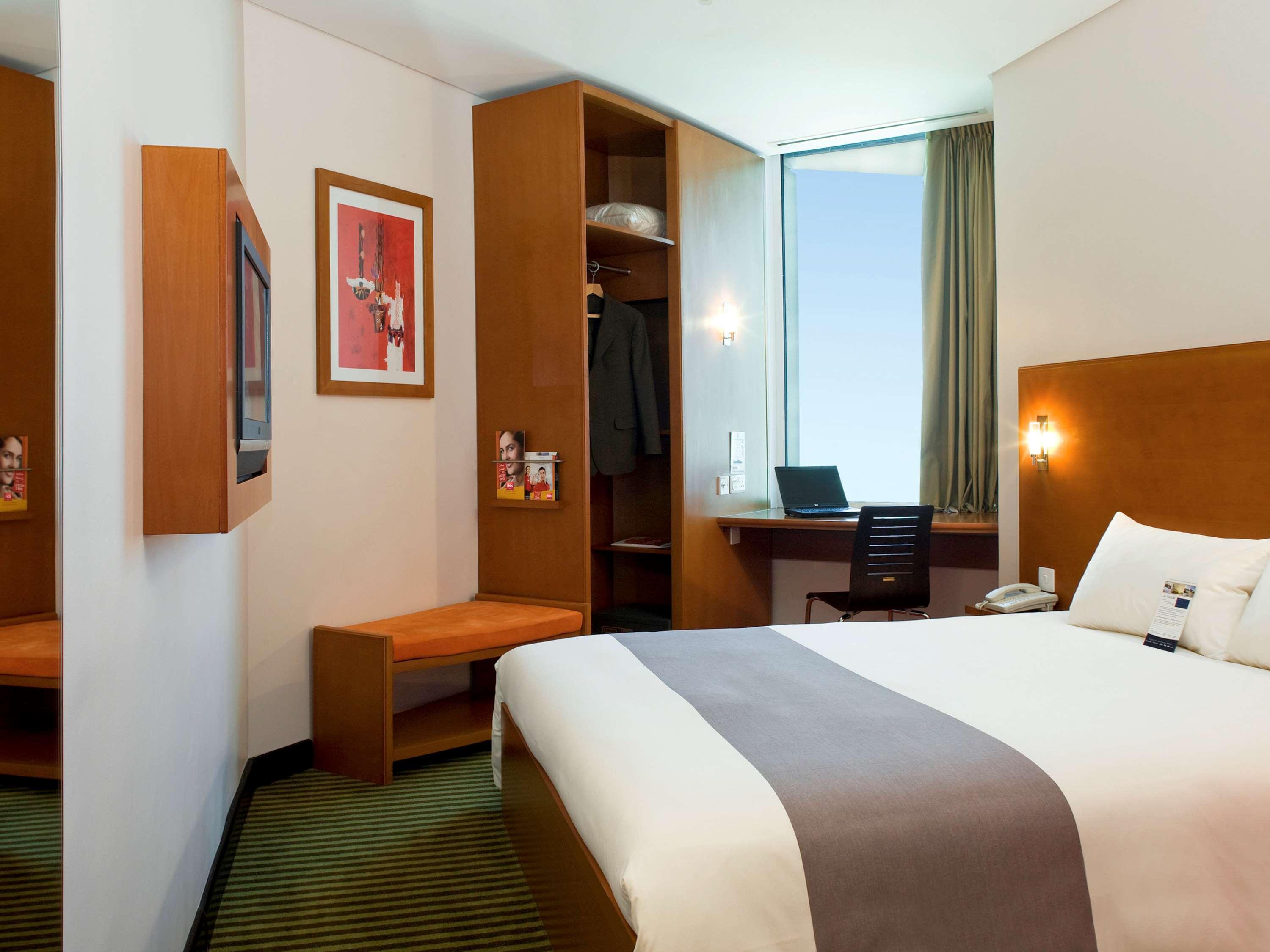 Ibis Amman Hotel Exterior photo